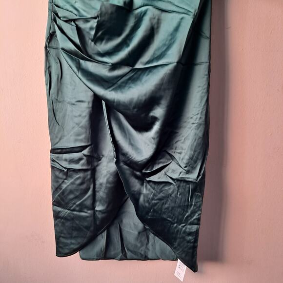 NWT Cupshe Ramla Dress Satin Pleated One Shoulder Sheath Midi Gown Green Size XL - Picture 9 of 13